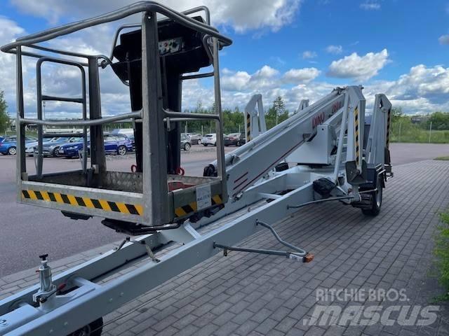 Dino 260 XTD Skylift 高所作業台付トレーラー