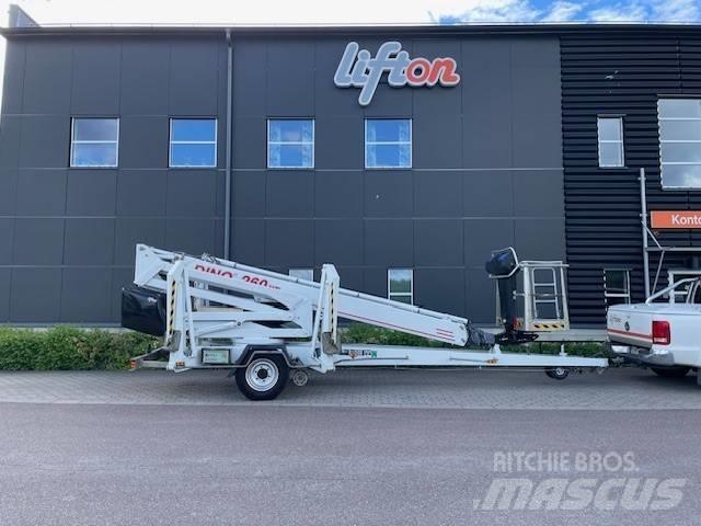 Dino 260 XTD Skylift 高所作業台付トレーラー