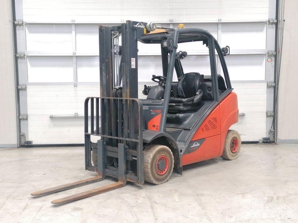 Linde H25T-02 LPGフォークリフト
