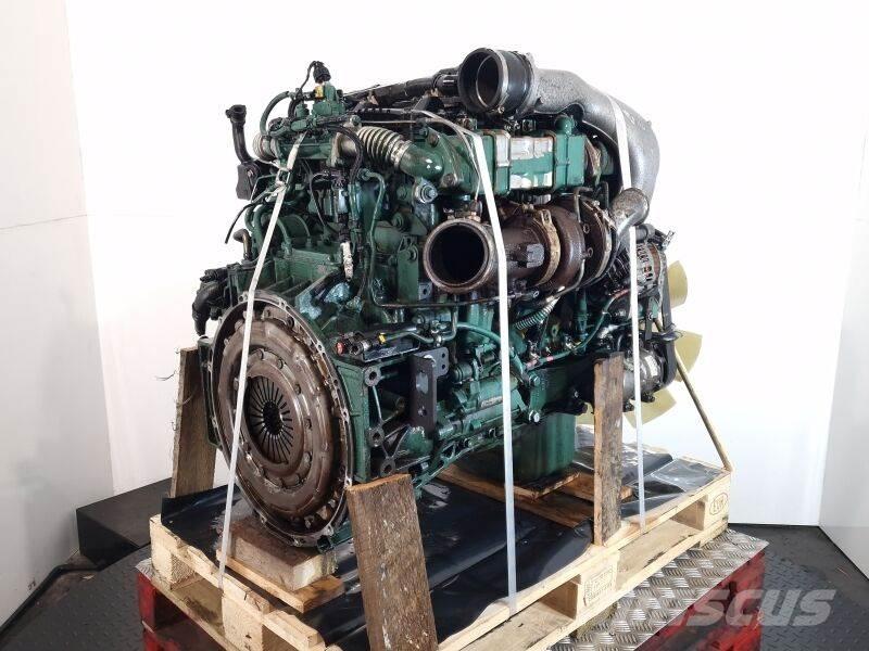 Volvo D5K 210 EUVI エンジン