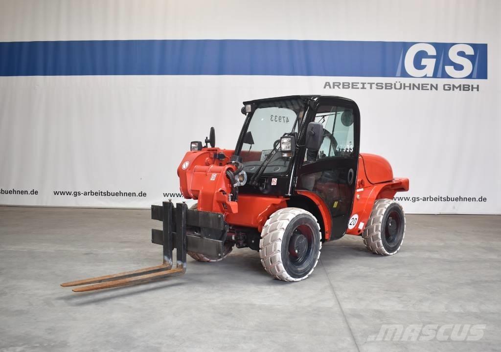 JCB 520-40 4WS テレスコーピックハンドラー
