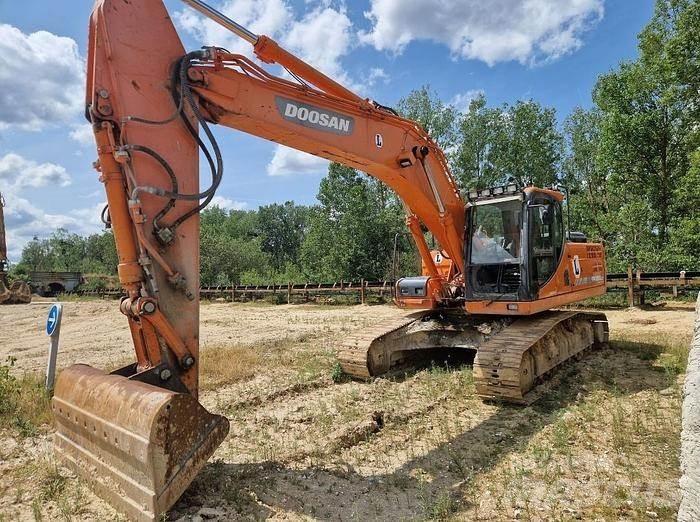 Doosan DX255 LC-3 特殊油圧ショベル