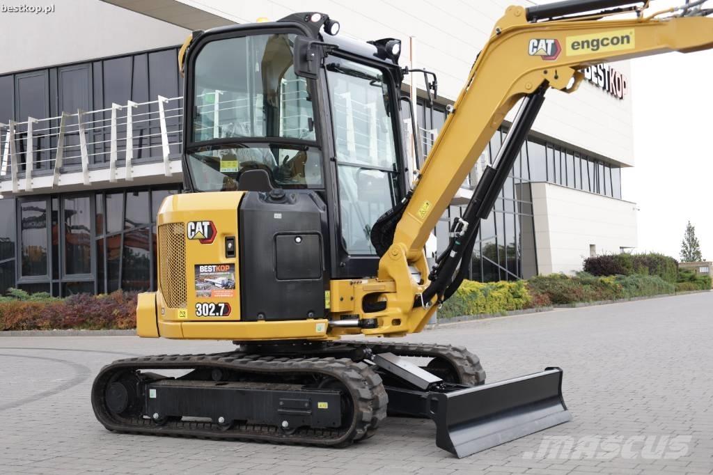CAT 302.7 CR ミニ油圧ショベル 7t以下（ミニユンボ・ミニディガー）