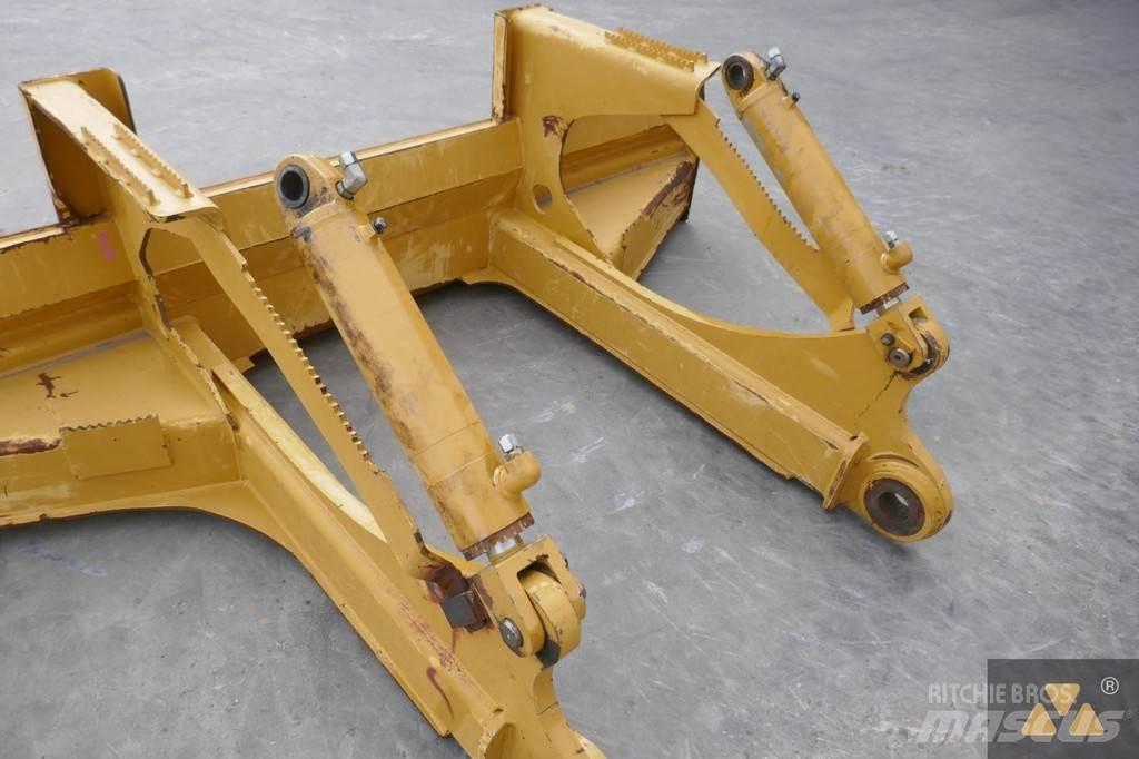 CAT Skidder blade ブレード