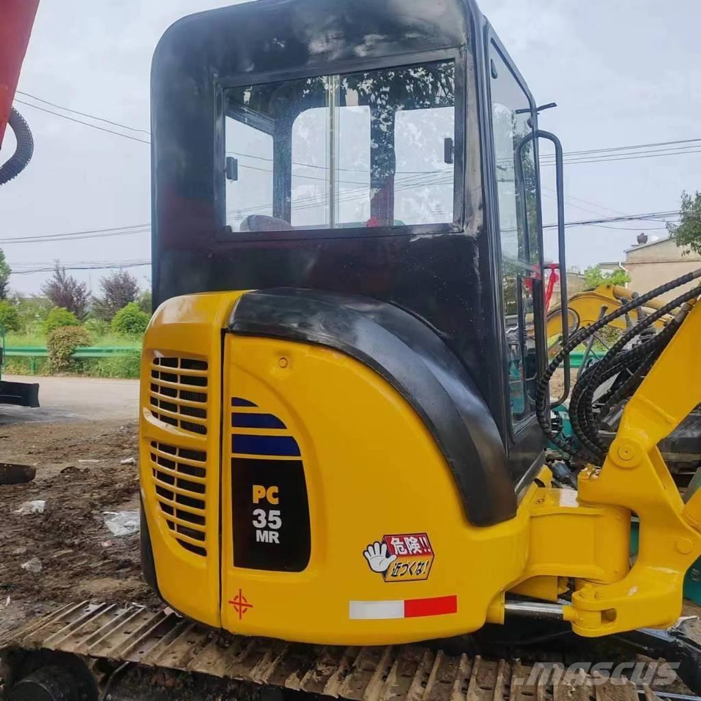 Komatsu PC 35 MR ミニ油圧ショベル 7t以下（ミニユンボ・ミニディガー）
