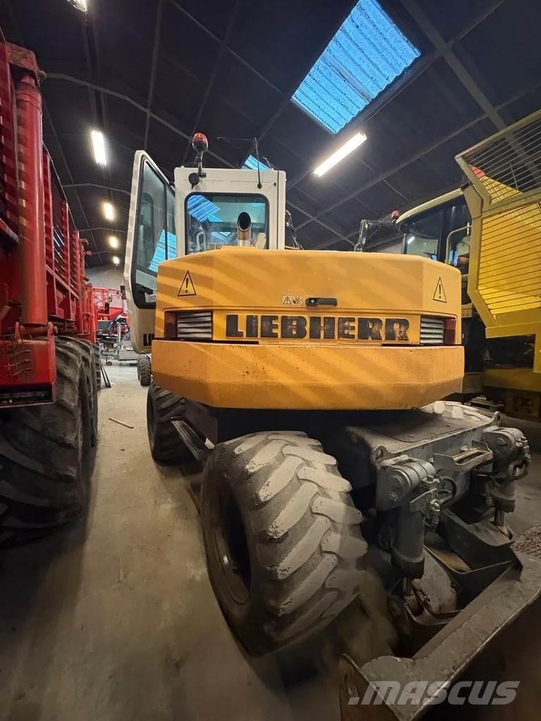 Liebherr A308 ホイール式油圧ショベル（パワーショベル・ユンボ・バックホー）