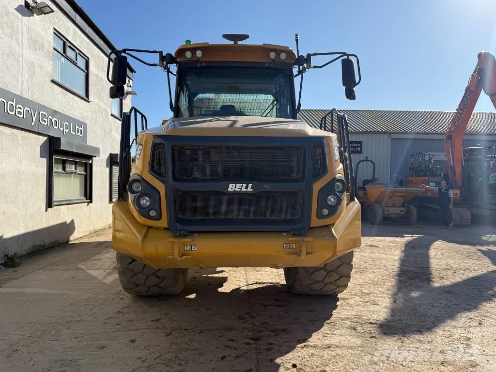 Bell B 30 E アーティキュレート式ダンプトラック