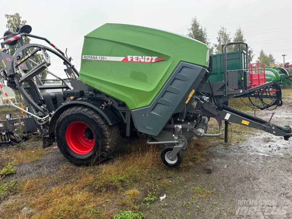 Fendt Rotana 130 F ラウンドベーラー