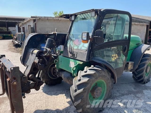 JCB 524-50 テレスコーピックハンドラー