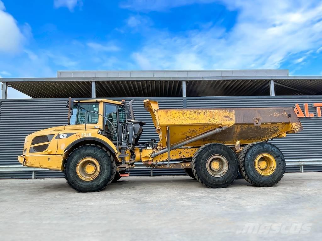 Volvo A25F アーティキュレート式ダンプトラック