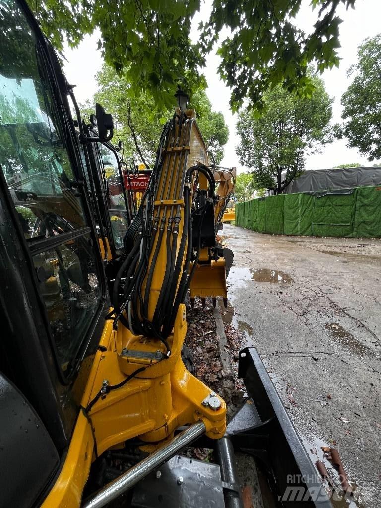 Komatsu PC 35 MR ミニ油圧ショベル 7t以下（ミニユンボ・ミニディガー）