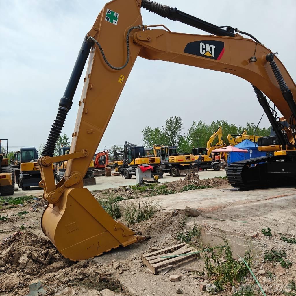 CAT 330D2 大型油圧ショベル12t以上（パワーショベル・ユンボ）