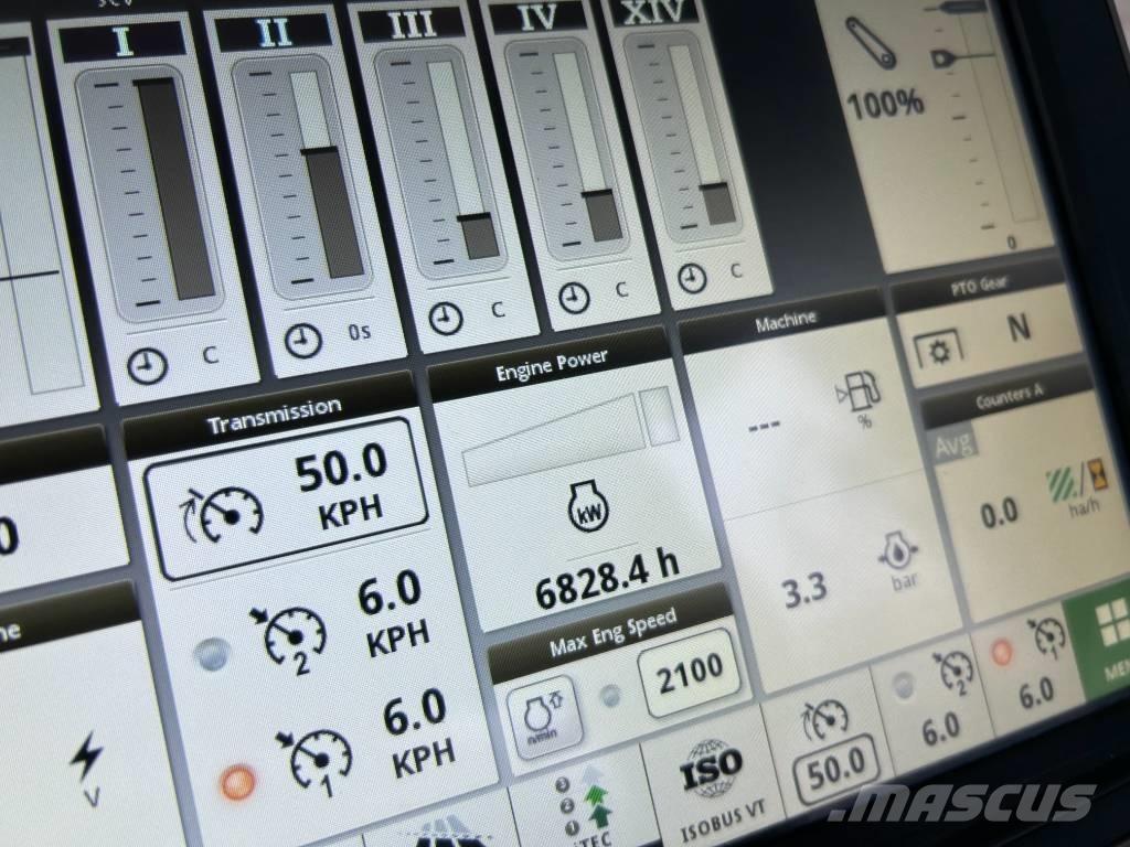 John Deere 6215R トラクター