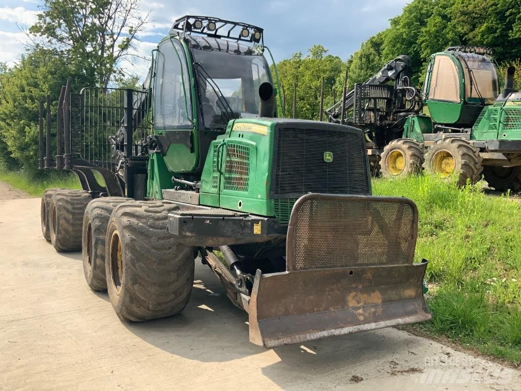 John Deere 1510 E フォワーダー