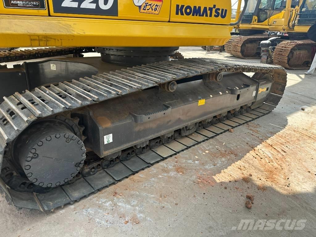Komatsu PC220-8 中型油圧ショベル 7ｔ-12ｔ（ユンボ・パワーショベル・バックホー）