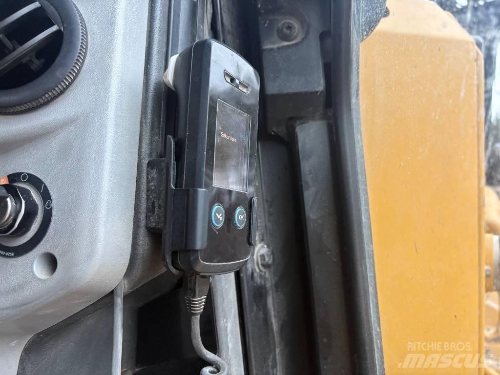 CAT D 6 T LGP ブルドーザー