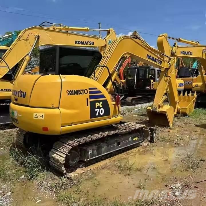 Komatsu PC 70 大型油圧ショベル12t以上（パワーショベル・ユンボ）