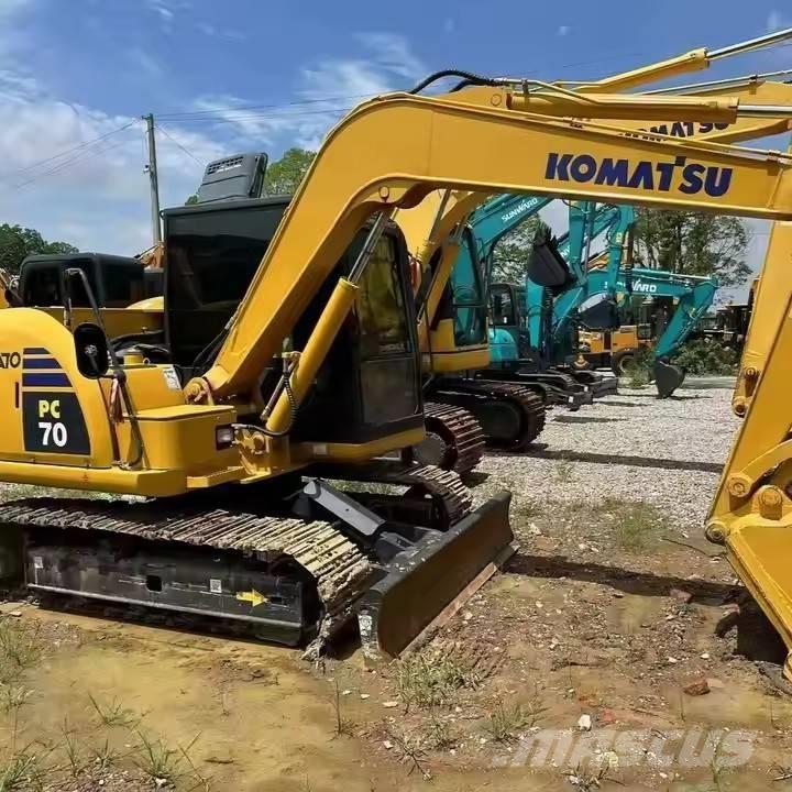 Komatsu PC 70 大型油圧ショベル12t以上（パワーショベル・ユンボ）