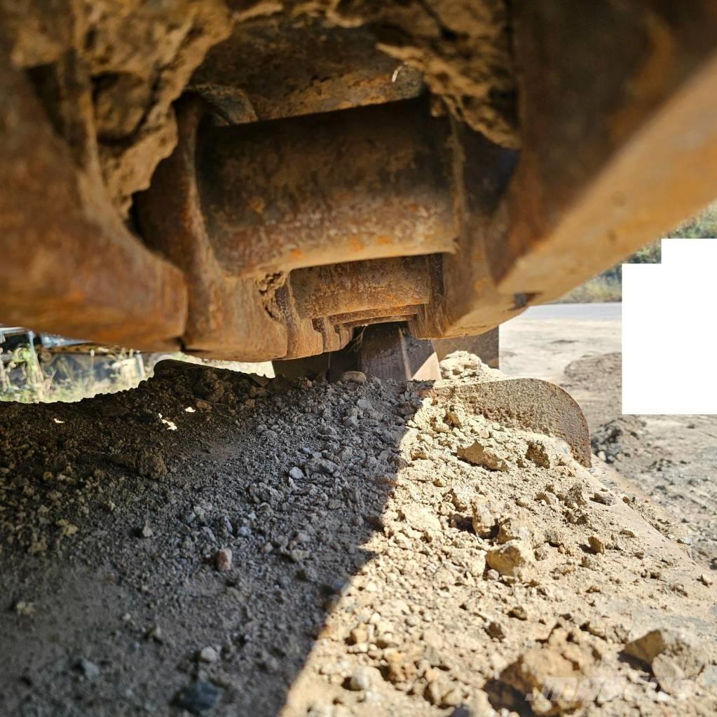 Hyundai Robex 300 LC 大型油圧ショベル12t以上（パワーショベル・ユンボ）