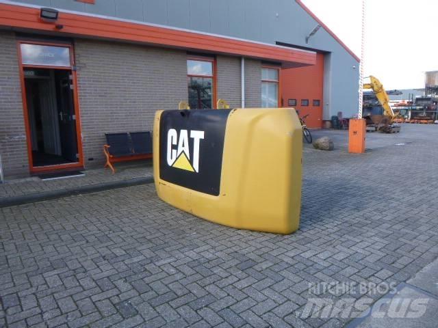 CAT 336 F L シャーシ及びサスペンション