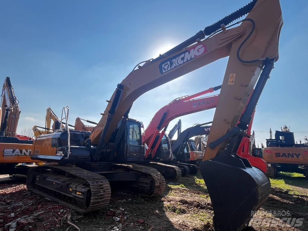 XCMG XE305 DK 大型油圧ショベル12t以上（パワーショベル・ユンボ）