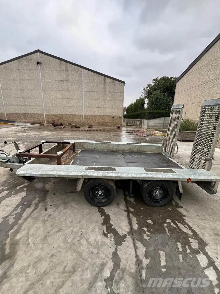 Hapert LF2 車両運搬用トレーラー