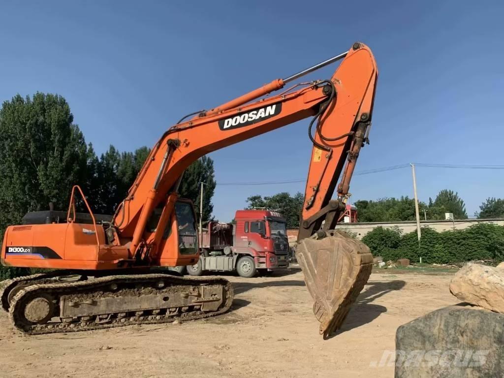 Doosan DH300 大型油圧ショベル12t以上（パワーショベル・ユンボ）