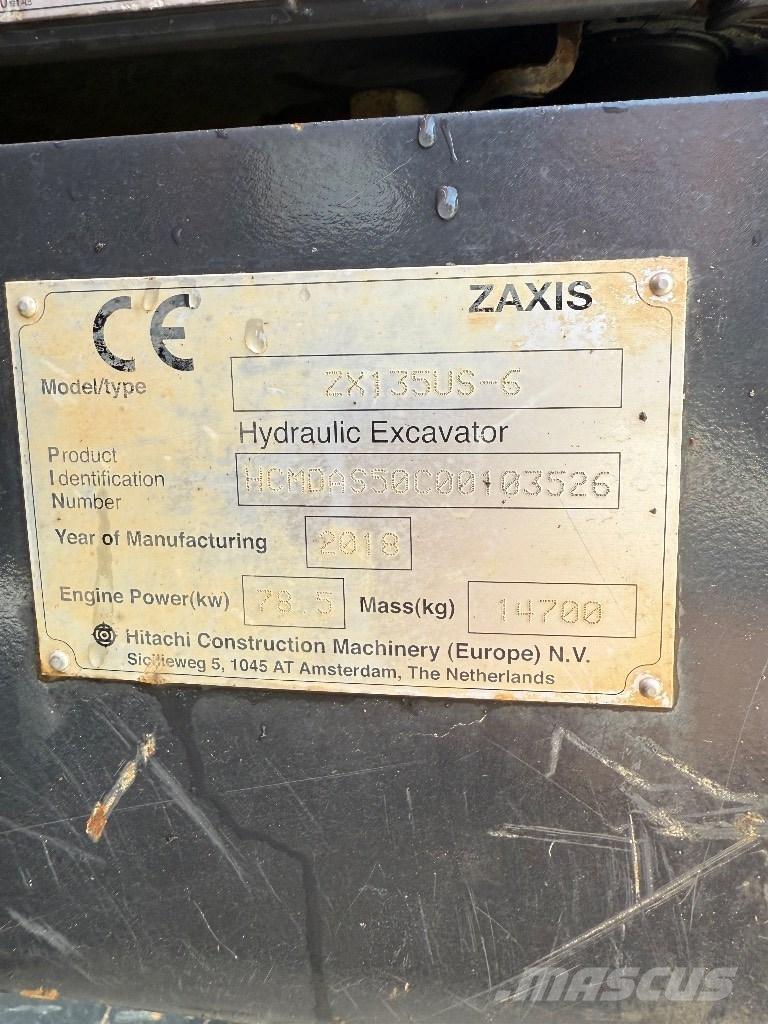 Hitachi ZX 135 US-6 大型油圧ショベル12t以上（パワーショベル・ユンボ）