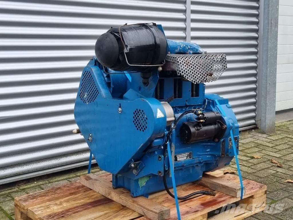 Deutz F3L912 エンジン