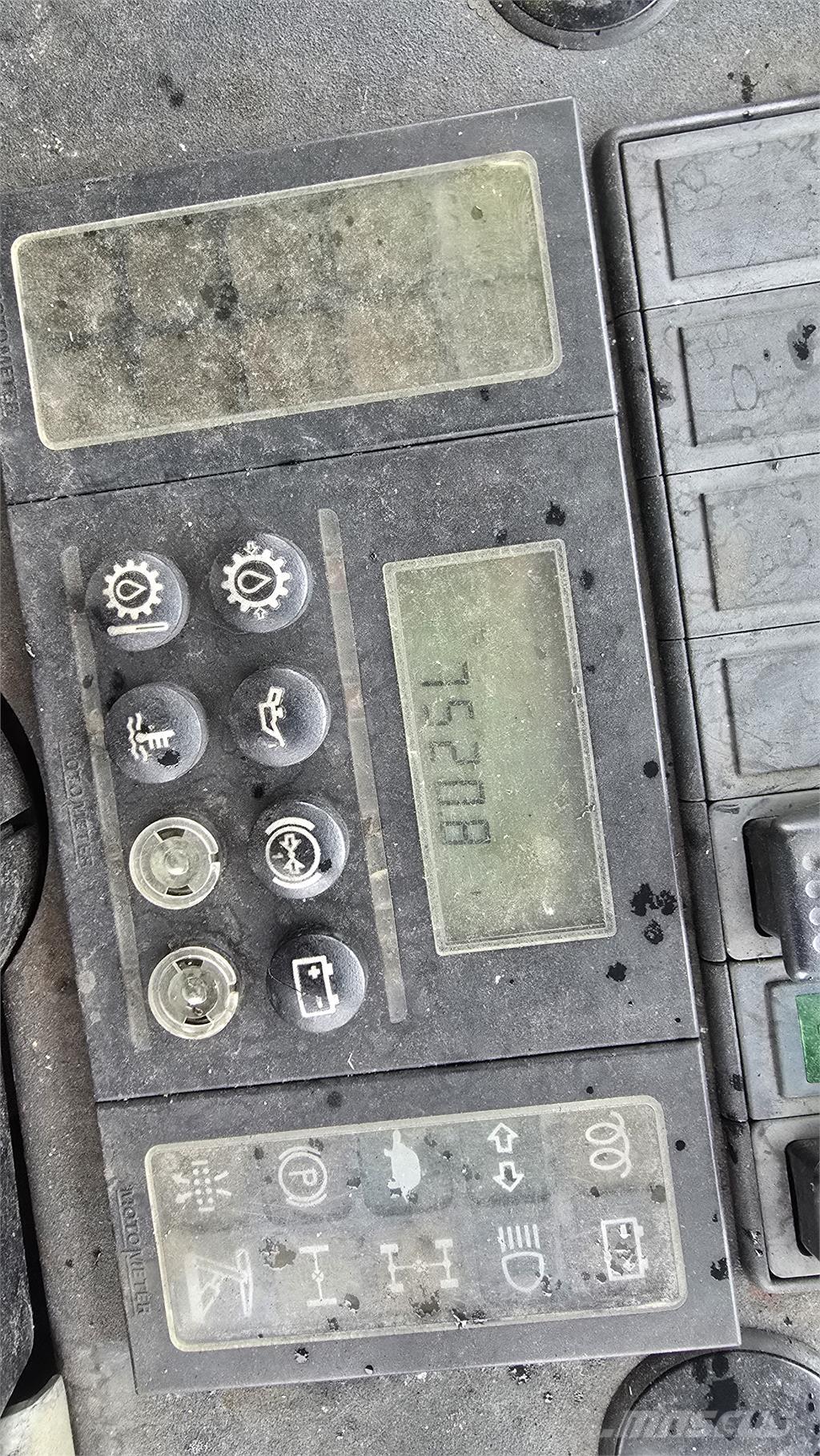 Terberg RT222 ターミナルトラクター