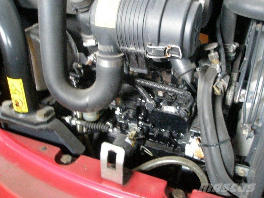 Takeuchi TB23R ミニ油圧ショベル 7t以下（ミニユンボ・ミニディガー）