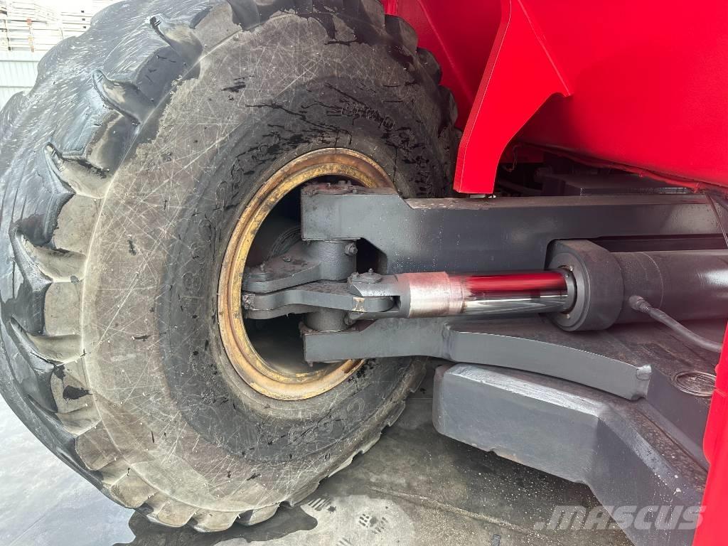 Kalmar DRF 450 リーチスタッカー