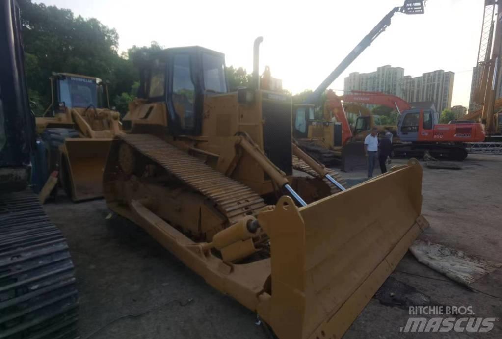 CAT D 6 R ブルドーザー