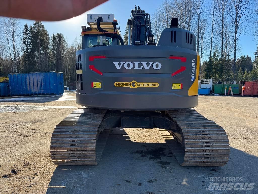Volvo ECR235EL 大型油圧ショベル12t以上（パワーショベル・ユンボ）