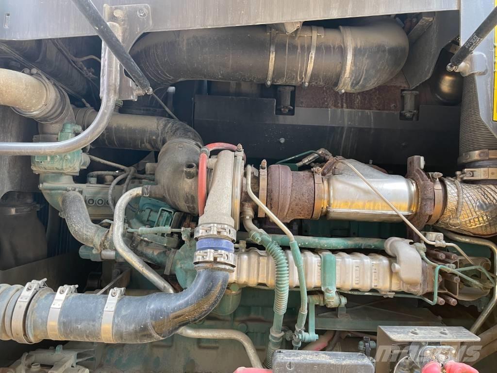 Volvo G 930R モーターグレーダー