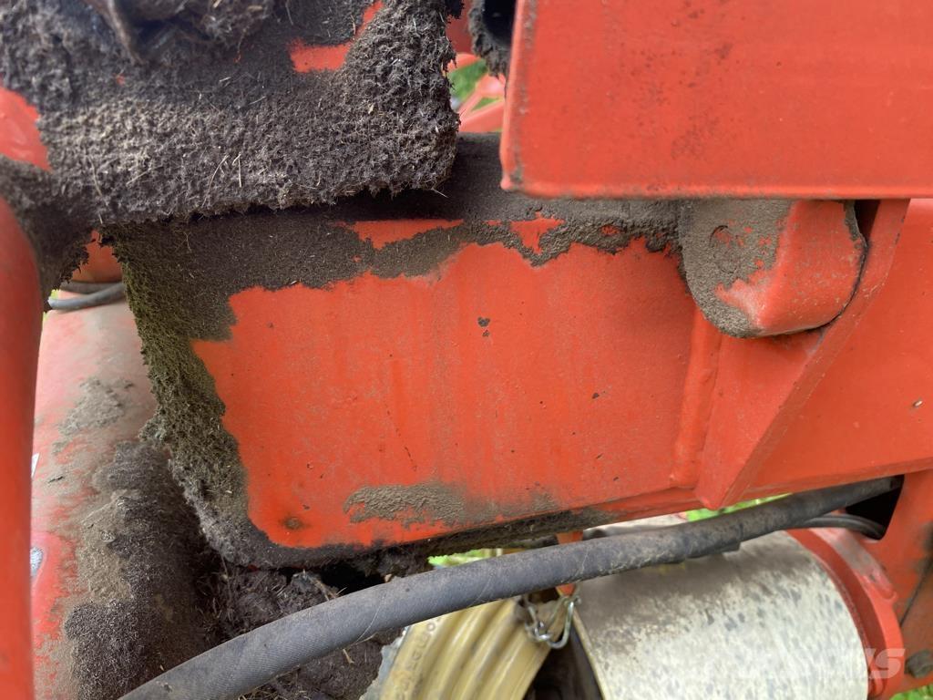 Kuhn GF6301MH テッダー・テッダーレーキ