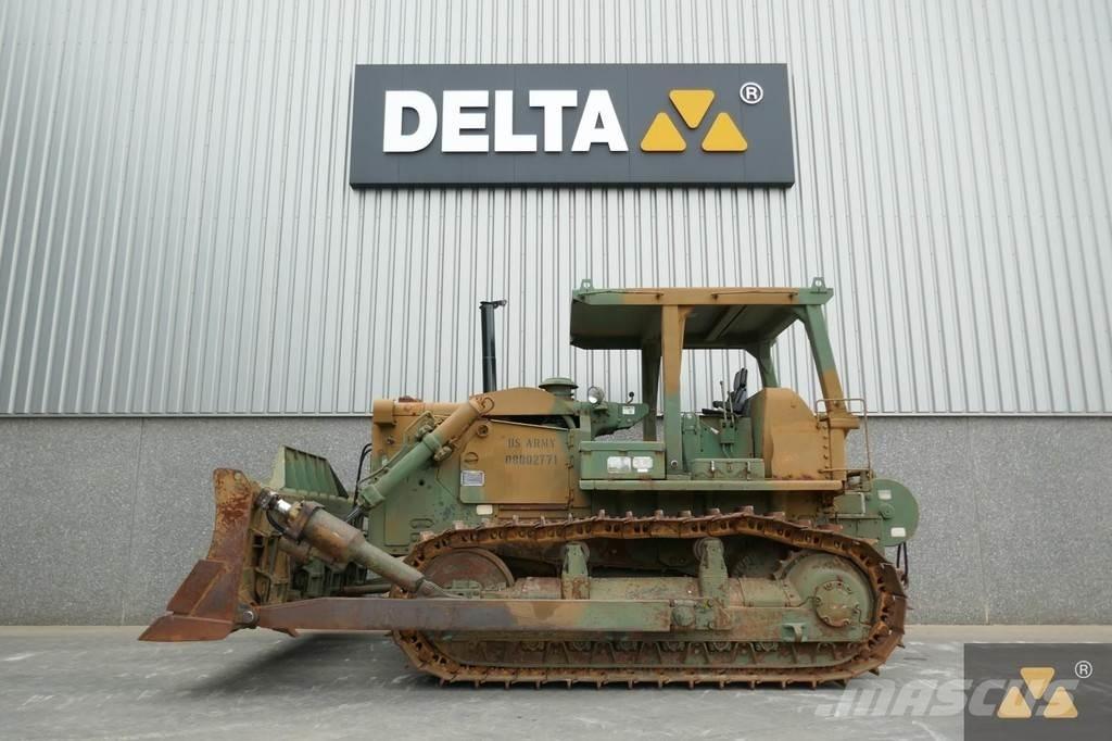 CAT D7F Ex-army ブルドーザー