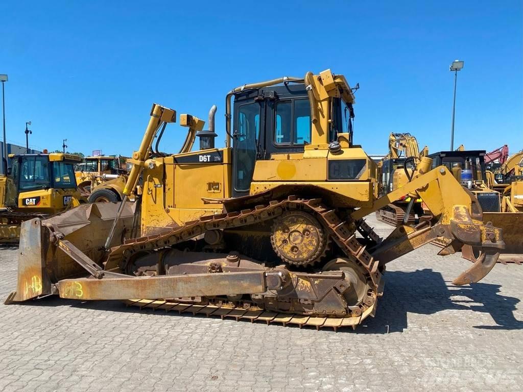 CAT D6T XW NVT ブルドーザー