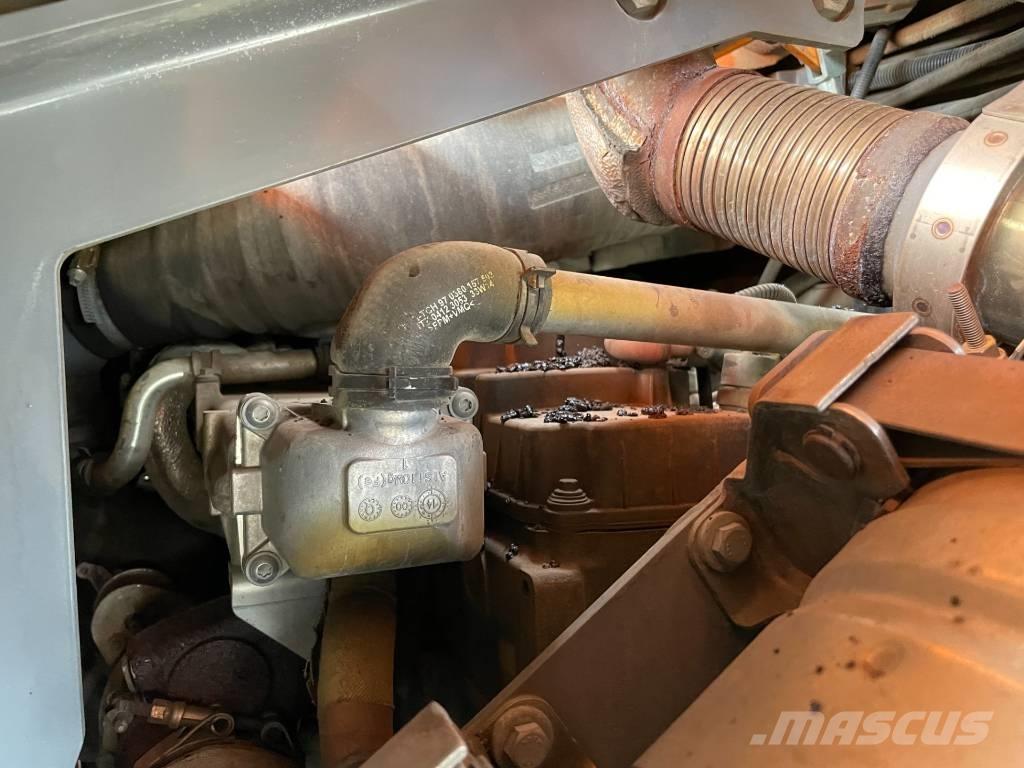 Vögele SUPER 1303-3I アスファルトフィニッシャ