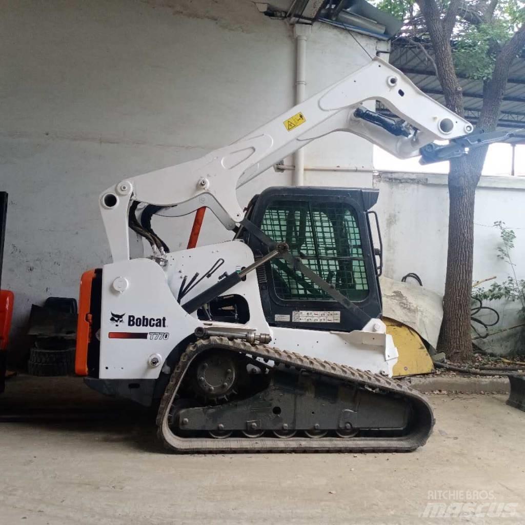 Bobcat T 770 スキッドステアローダー