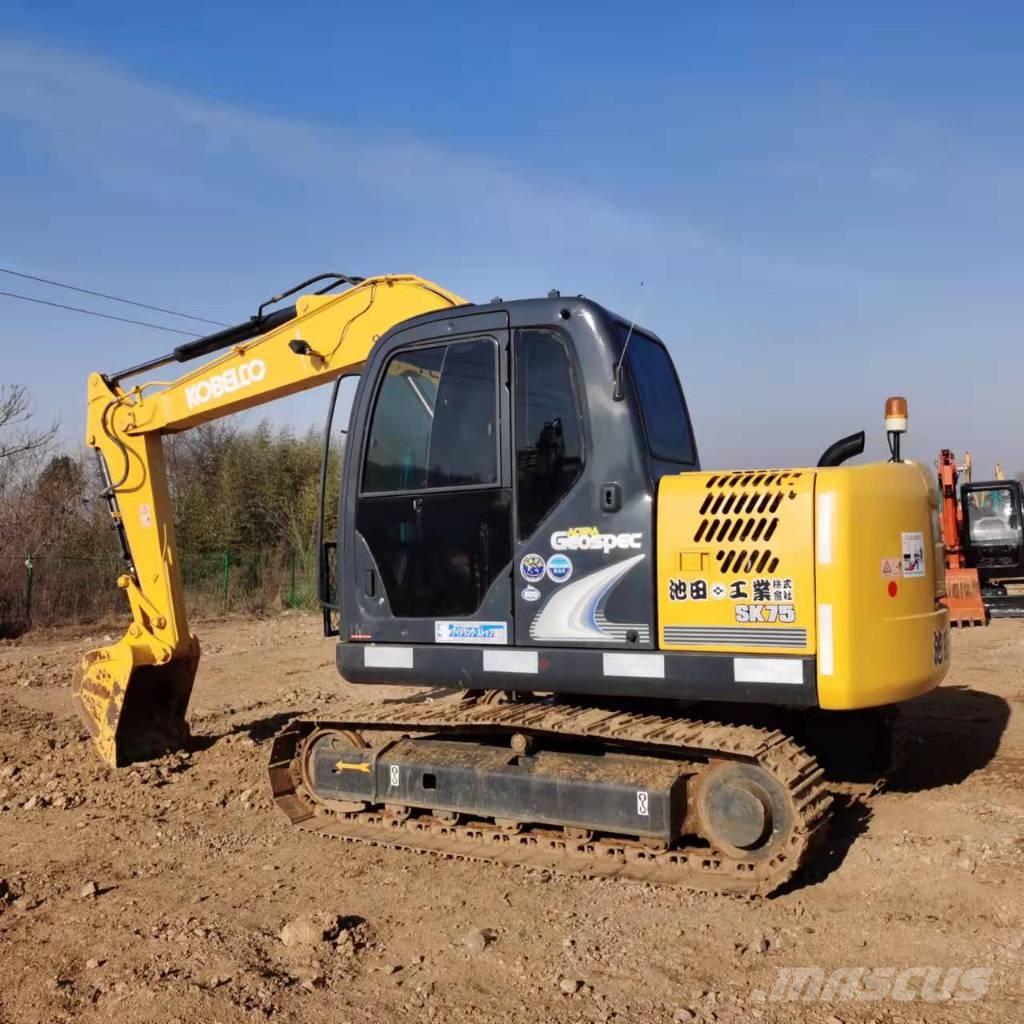 Kobelco SK75-8 中型油圧ショベル 7ｔ-12ｔ（ユンボ・パワーショベル・バックホー）