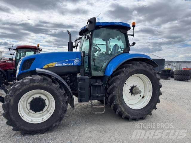 New Holland 7040 トラクター