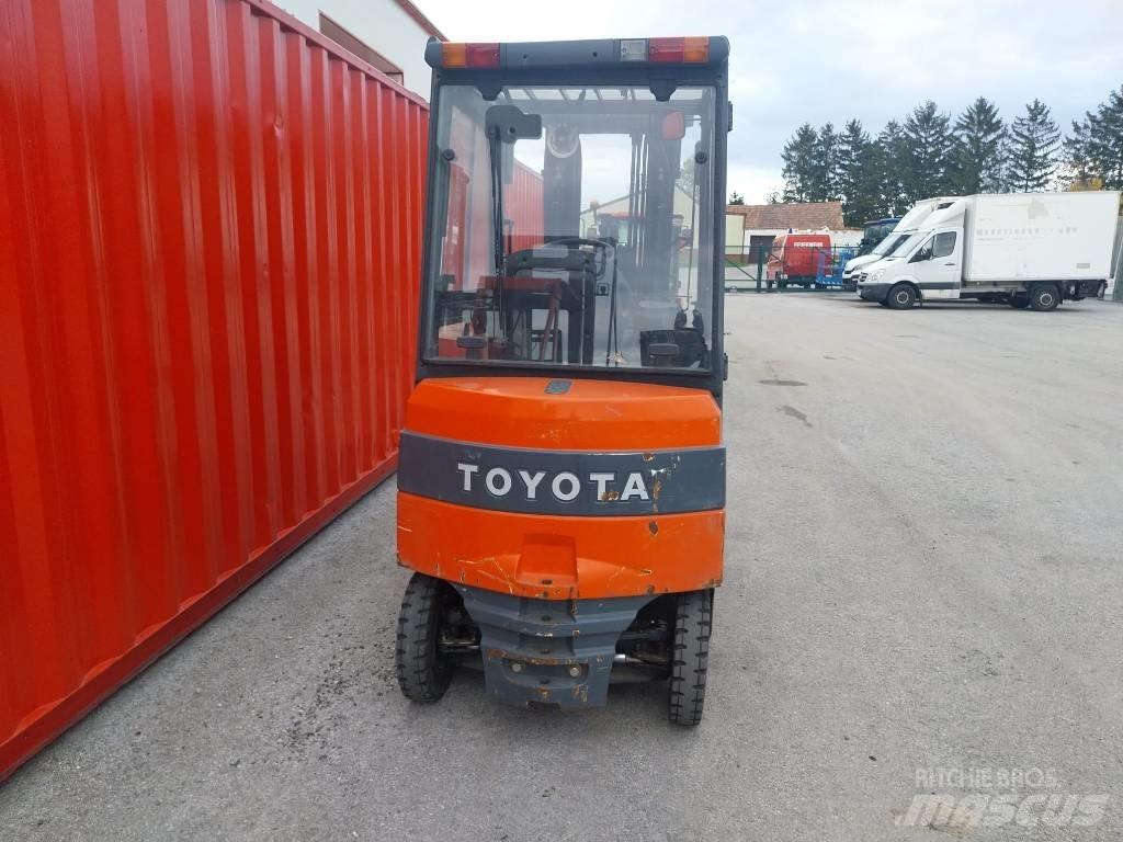 Toyota 7 FB MF 18 バッテリーフォークリフト