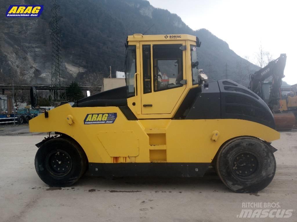 Bomag BW 24 R H タイヤローラ