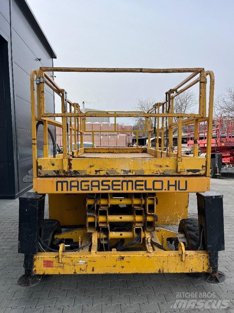 Haulotte H 12 SX シザースリフト