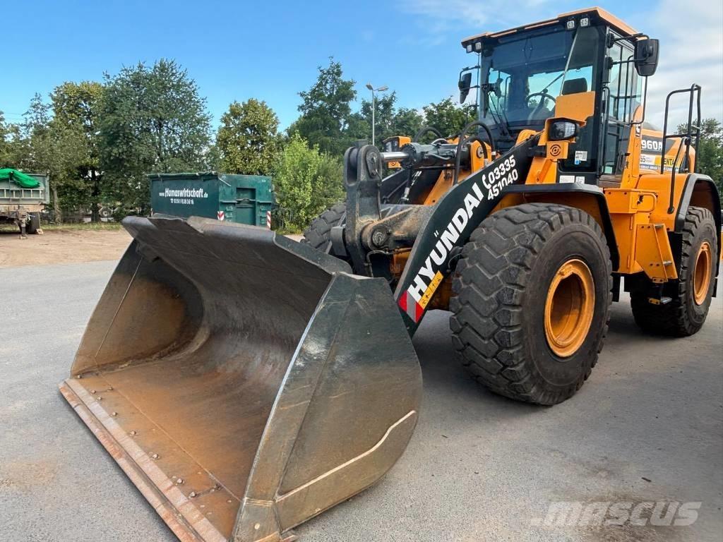 Hyundai HL 960 A ホイールローダー・タイヤショベル