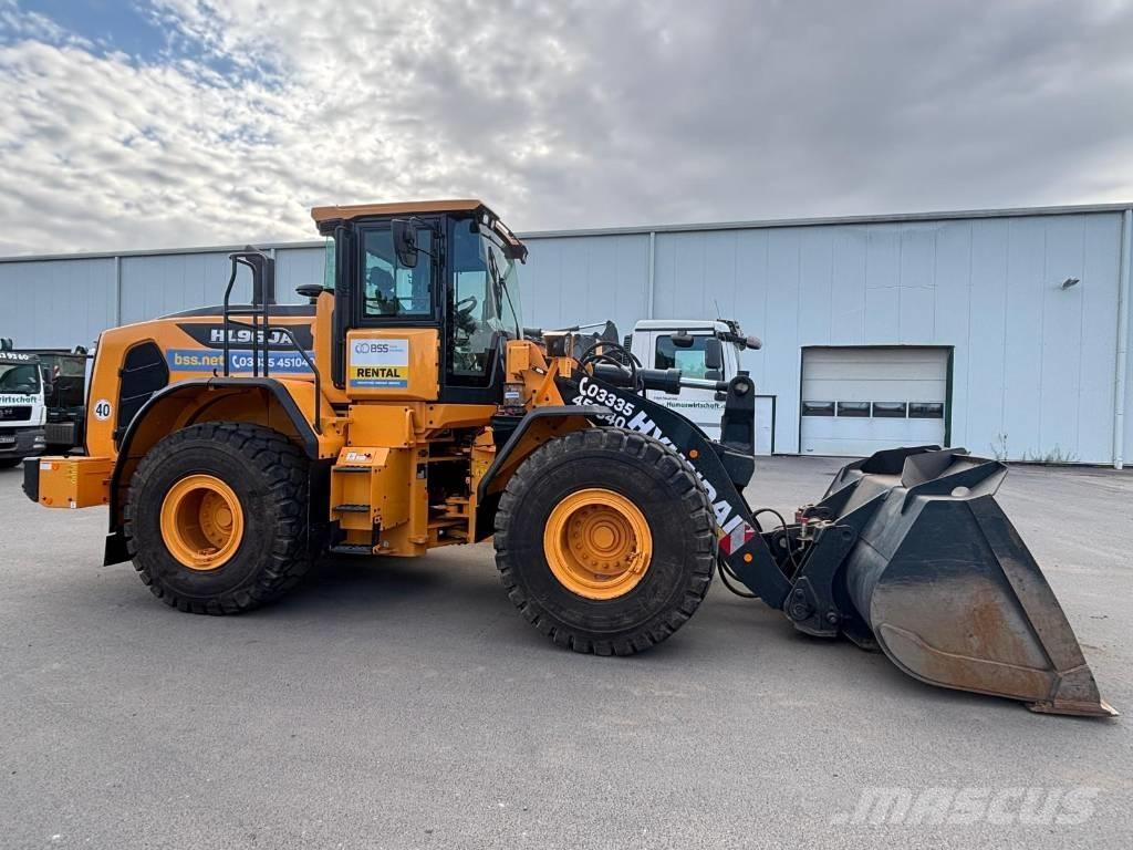 Hyundai HL 960 A ホイールローダー・タイヤショベル