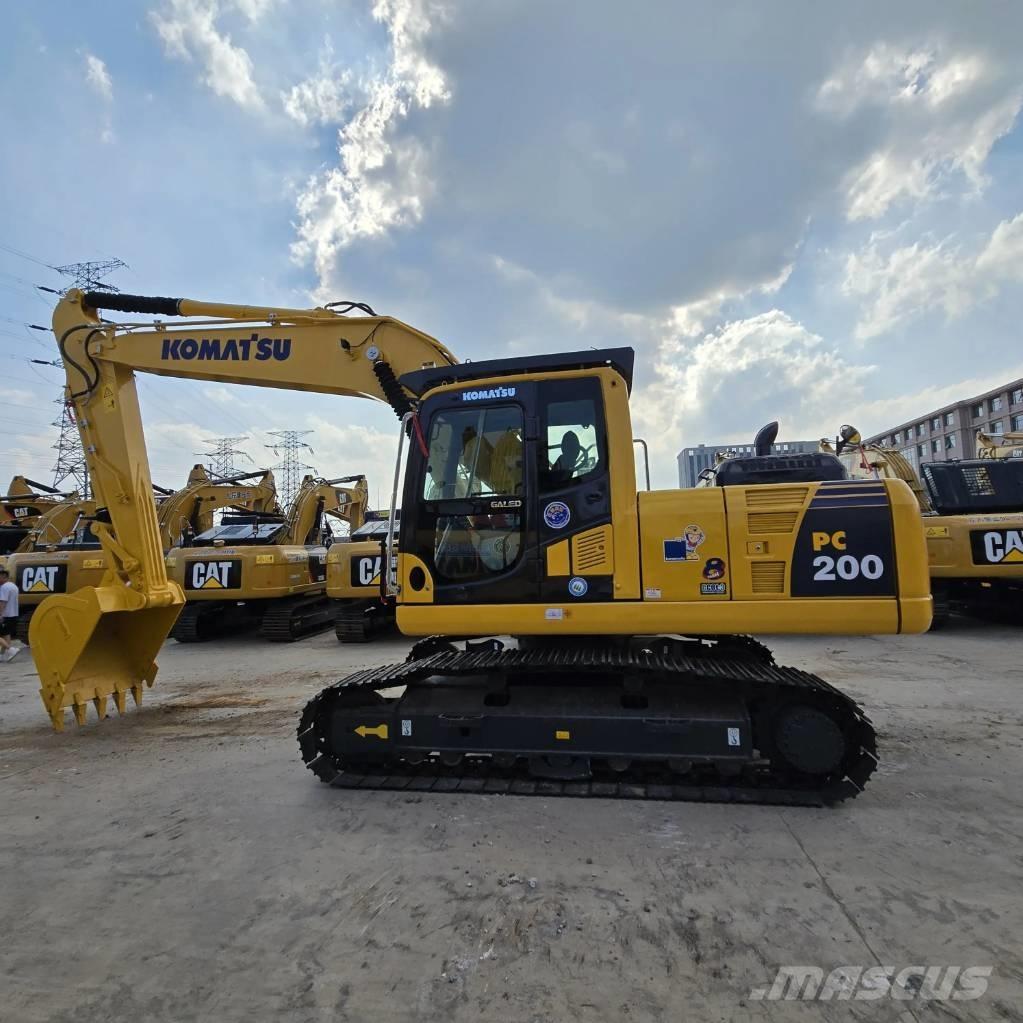 Komatsu PC 200-8 大型油圧ショベル12t以上（パワーショベル・ユンボ）