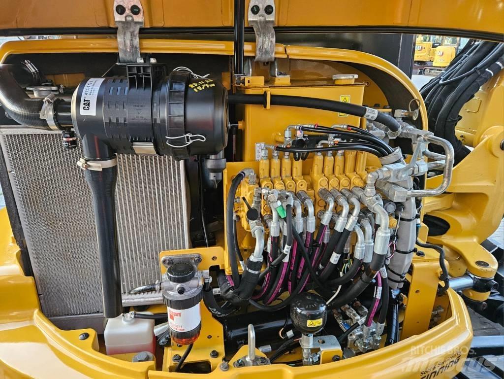 CAT 305 E ミニ油圧ショベル 7t以下（ミニユンボ・ミニディガー）