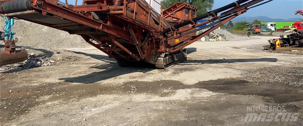Terex Finlay 663 自走式スクリーン